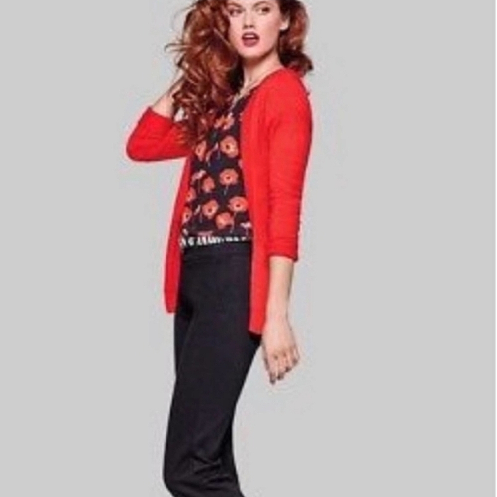 Cabi women's Flanders red and black poppy print short-sleeve blouse size small